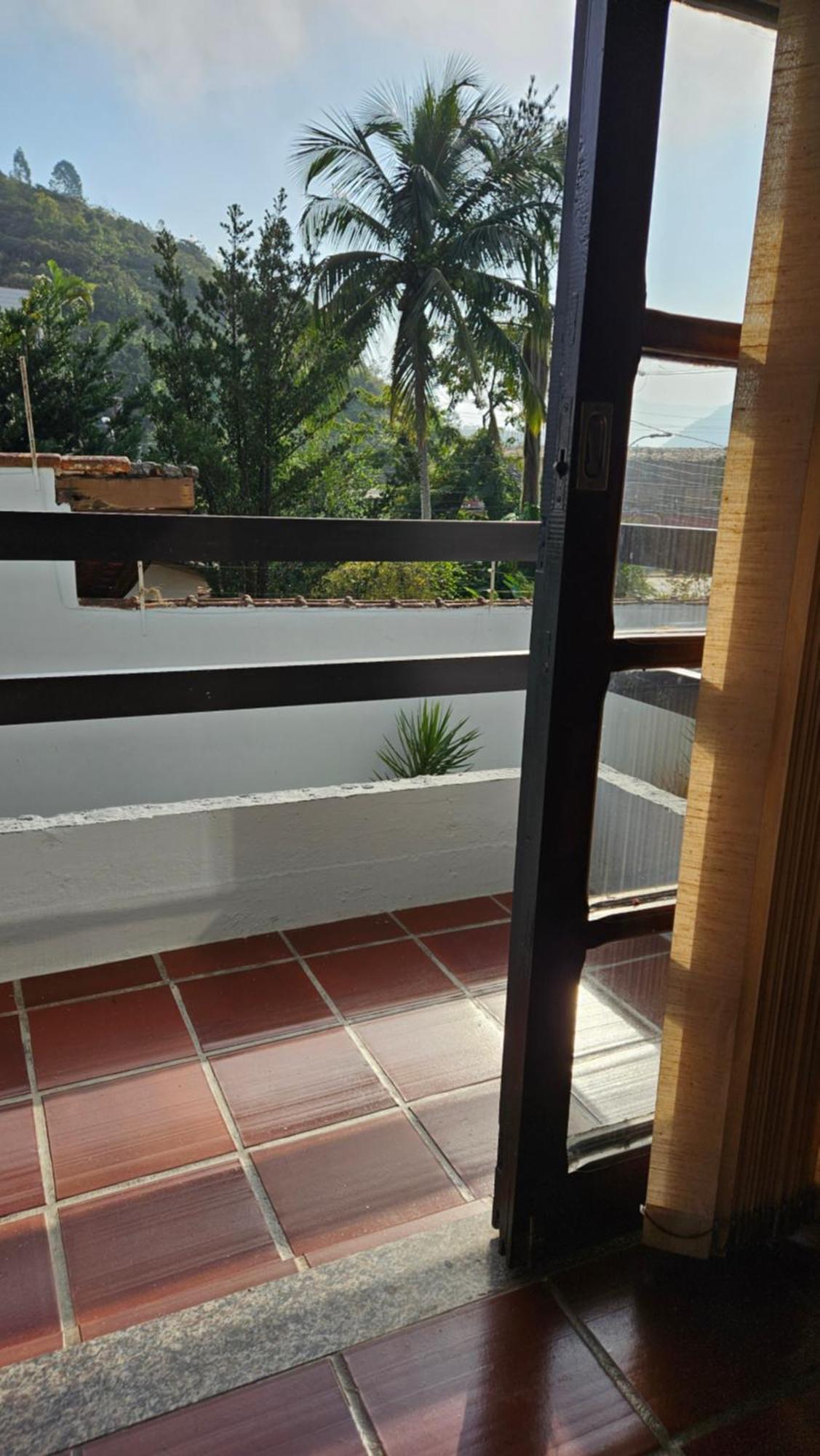 Prainha Beach Lindo Apartamento Proximo A Praia Caraguatatuba Ngoại thất bức ảnh